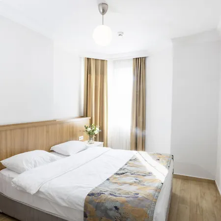 מלון Comfort אלאניה