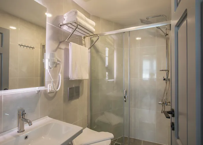 Comfort Готель 3*