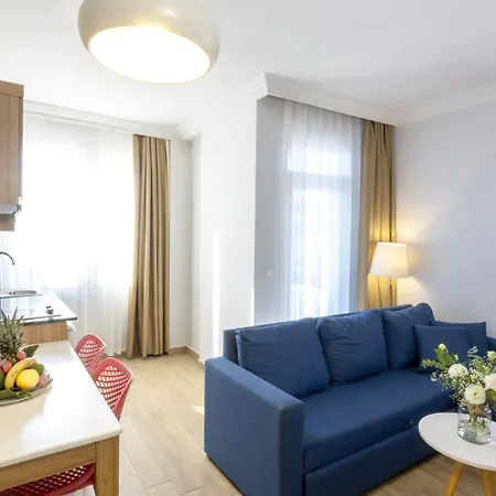 Comfort Hotel 3*